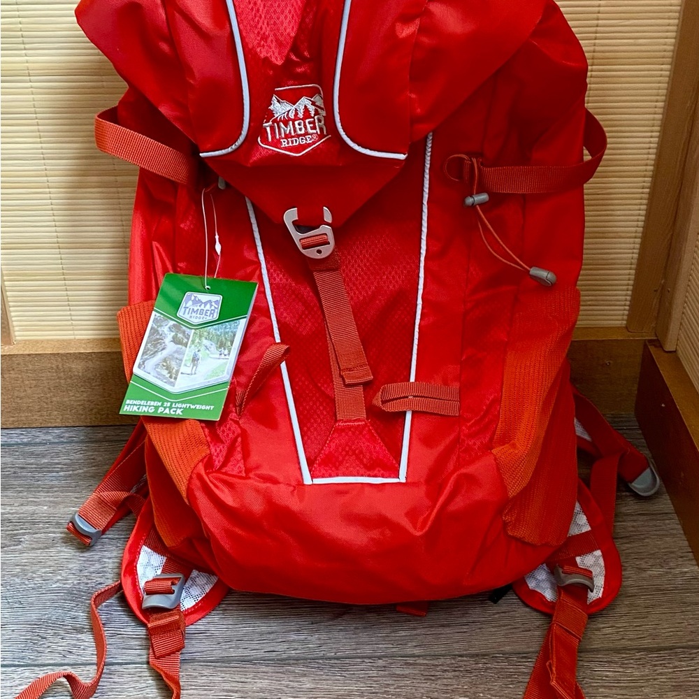 NWT Timber Ridge Top Load 25L Red Backpack with waist strap